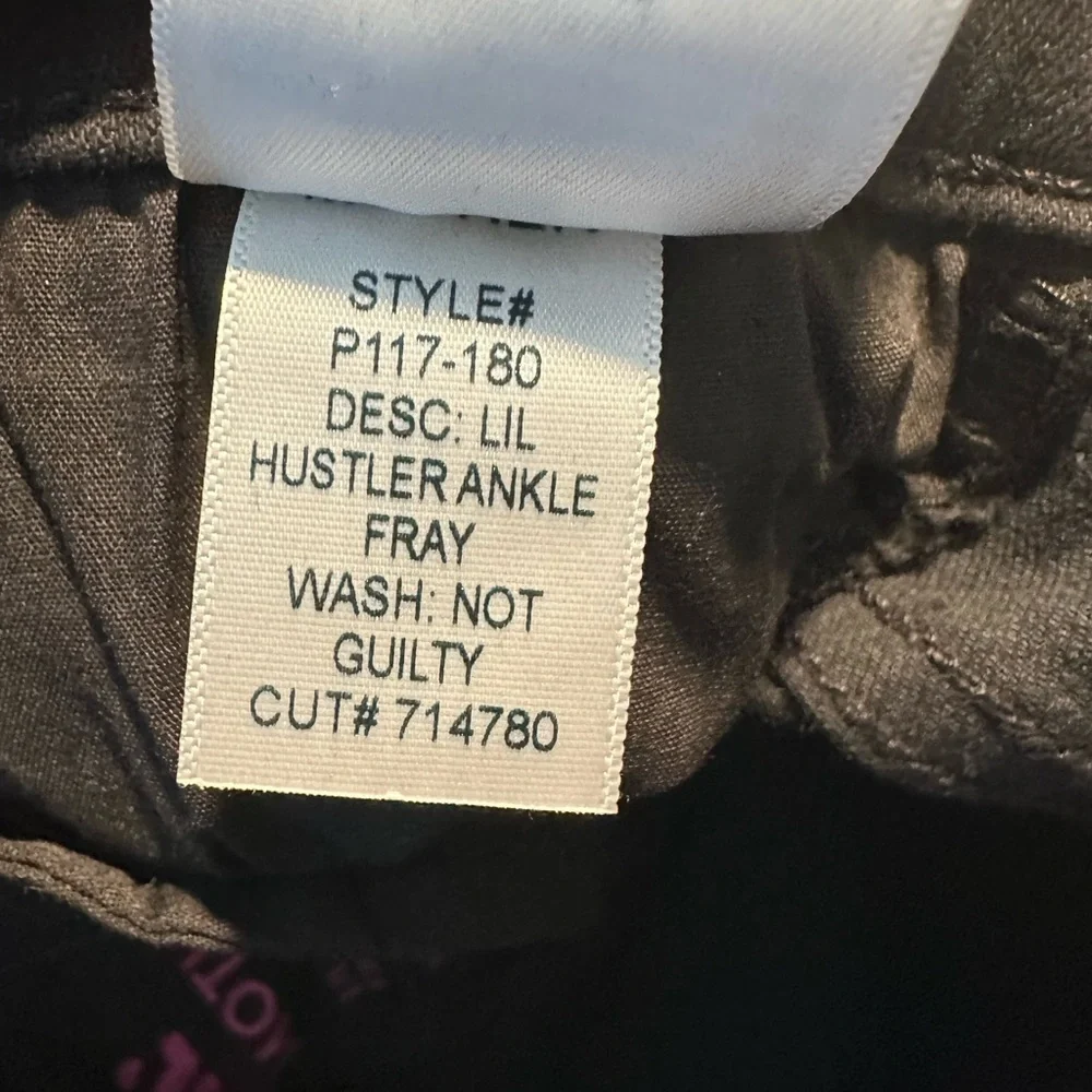 lil mother hustler ankle fray